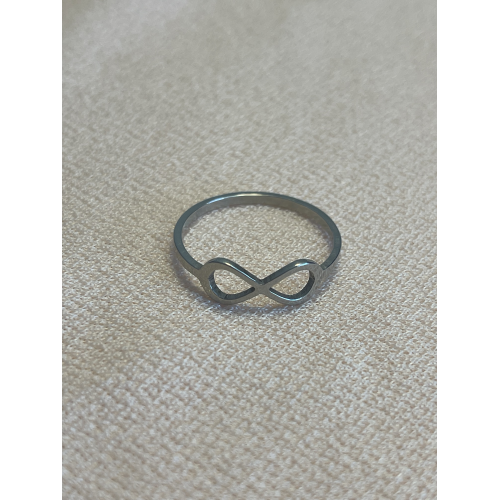 Anillo infinito 2024 acero quirurgico